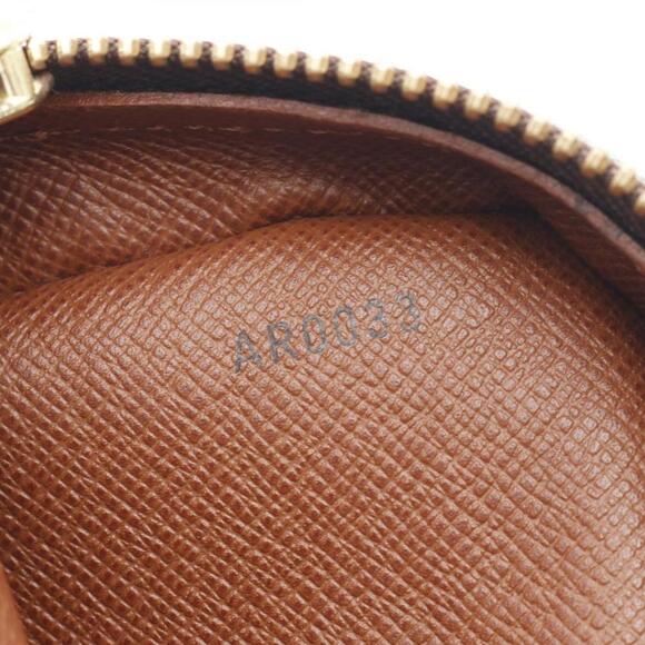 LOUIS VUITTON Brown Monogram Leather Shoulder Bag - Picture 6 of 11
